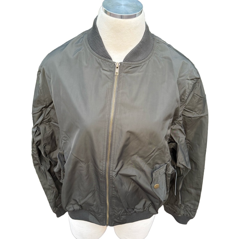 🔥🔥OFFER $15 DEAL ALERT🔥🔥Woman’s Olive Green Bomber Jacket XL - Picture 15 of 16